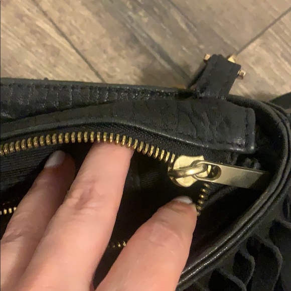 Fringe leather purse - Picture 5 of 7